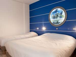 hotel Dauphin   LD 3