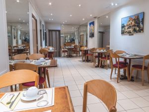 UHD DSCF2704 HDR 8 5