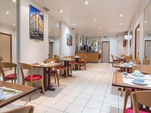 UHD DSCF2716 HDR 10 7