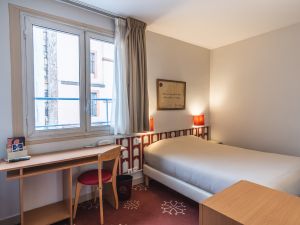 UHD DSCF2793 HDR 48 19