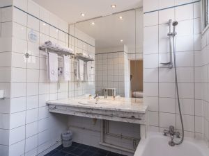 UHD DSCF2811 HDR 50 21