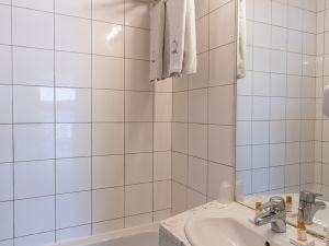 UHD DSCF2854 HDR 58 26