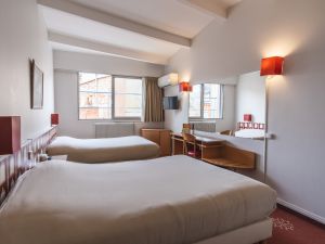 UHD DSCF2988 HDR 110 50