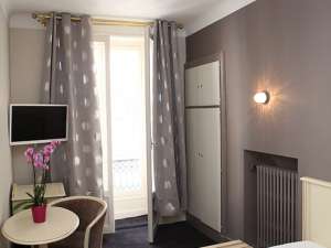 hotel pau centre le roncevaux 13