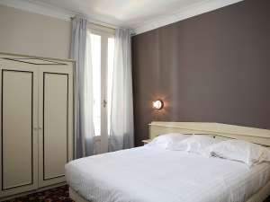hotel pau centre le roncevaux 14