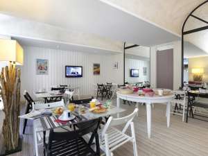 hotel pau centre  roncevaux 23 1