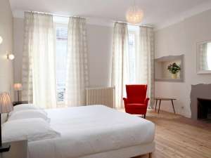 hotel pau centre  roncevaux 29