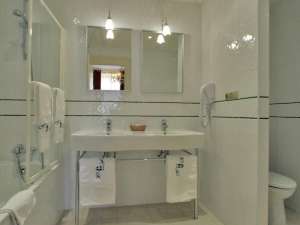 hotel pau centre  roncevaux 4