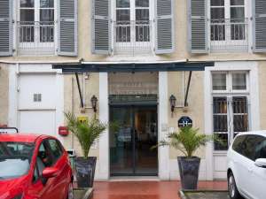 hotel pau centre  roncevaux 7 1